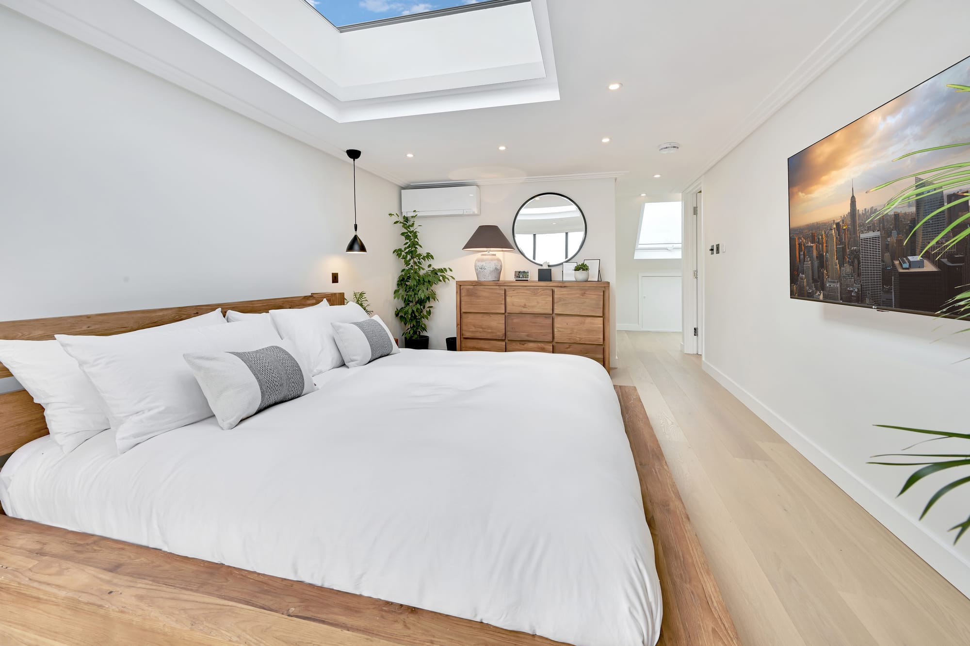 loft-conversion-dormer-hip-to-gable-bedroom-skylight-hither-green-se12-2